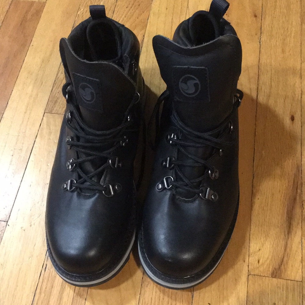 DVS Yodeler Boots - Winter Boots for Men size 10.5